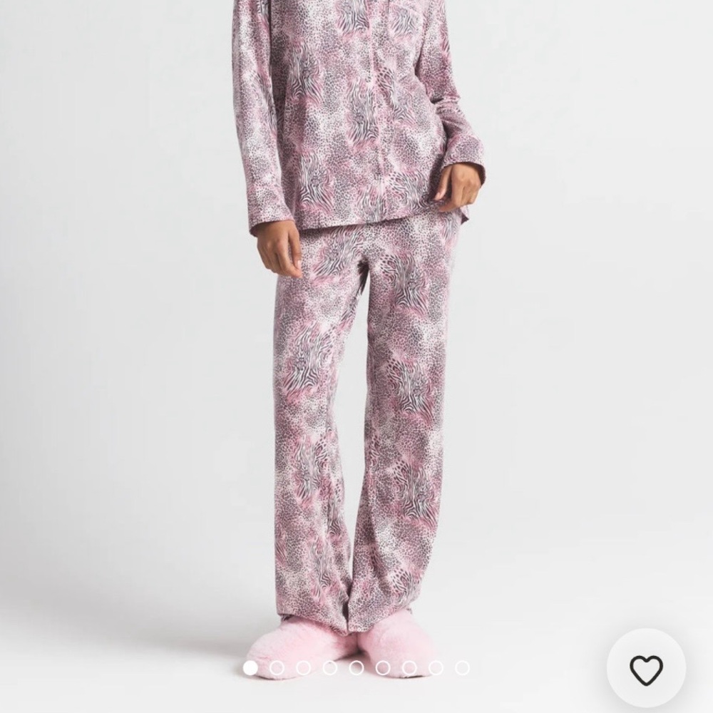 Skims Pink Patterned Pajama Set